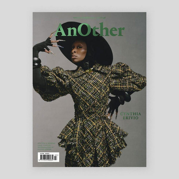 ANOTHER MAGAZINE BOOK  写真集 Amazon | AnOther Magazine [UK] Spring - Summer 2022 (単号