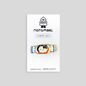 Natamori | Pin Badge - White Rabbit Candy