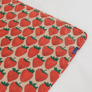 Puffy Picnic Blanket | Strawberry